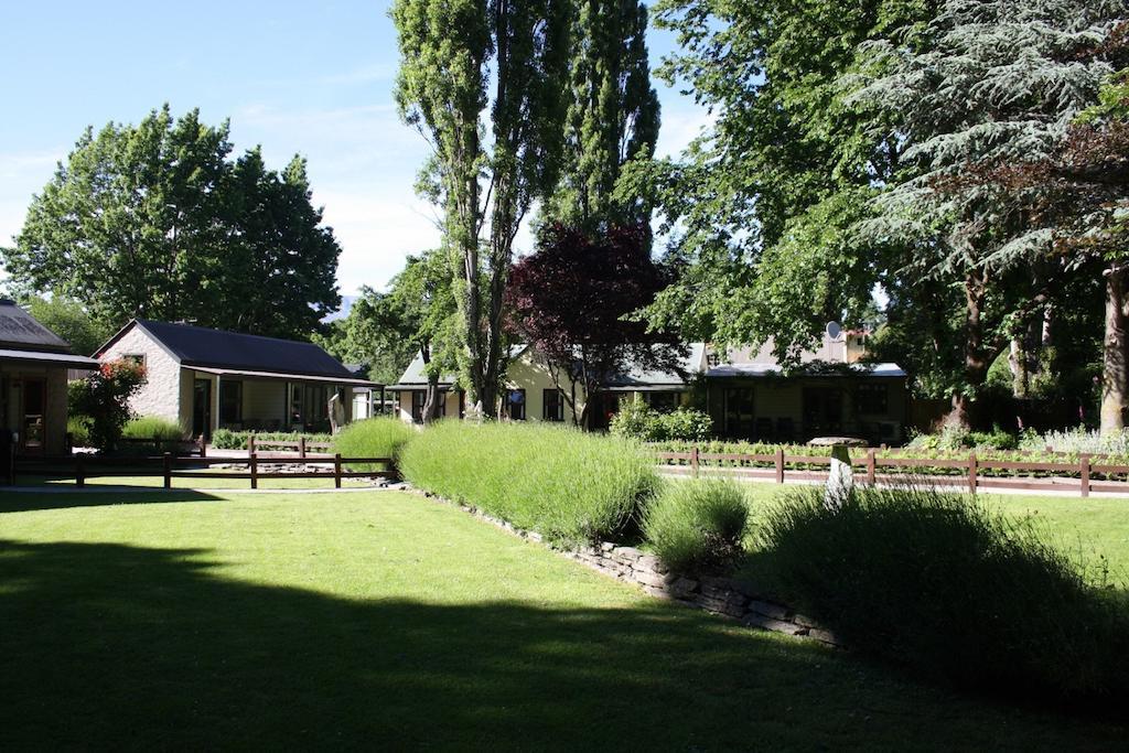 Shades Of Arrowtown Motel Buitenkant foto